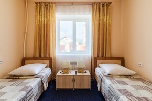 雙床房 | 客房內保險箱、熨斗/熨衣板、折疊床/加床、免費無線上網