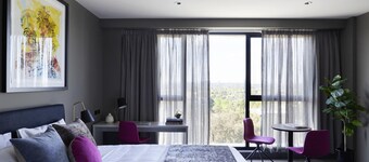 The Chen Melbourne - Art Series