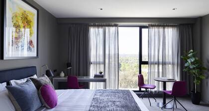 The Chen Melbourne - Art Series