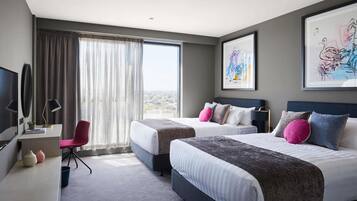 Chambre avec lits jumeaux, 2 grands lits (Chen) | Minibar, coffres-forts dans les chambres, bureau, rideaux occultants