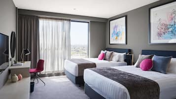 Twin Room, 2 Queen Beds (Chen) | Minibar, in-room safe, desk, blackout drapes