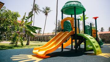 Children's play area - outdoor