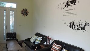 Khu tiếp khách ở sảnh