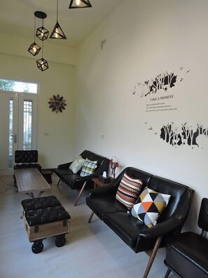 Sala de estar en el lobby