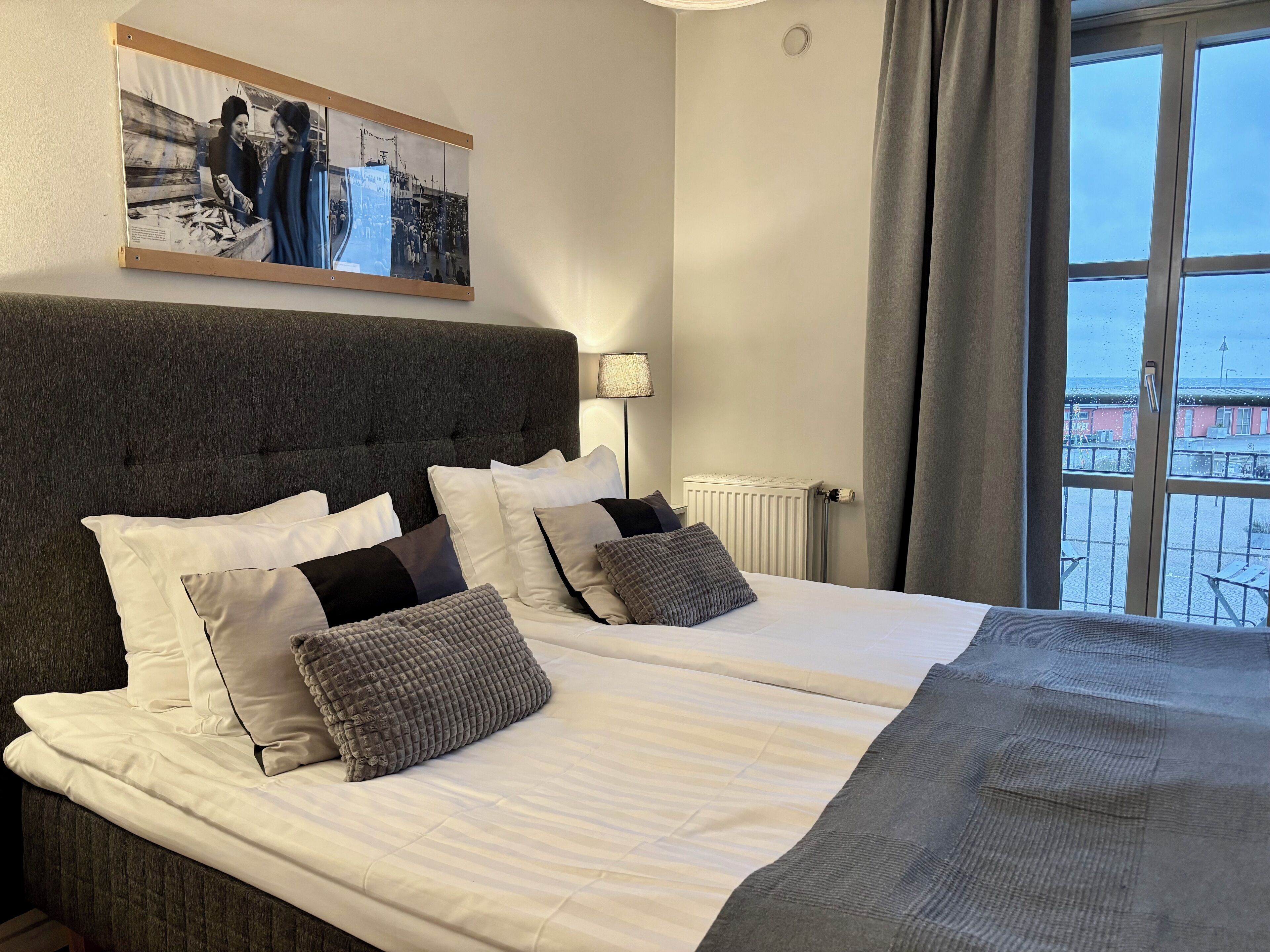 standard double room, balcony, ocean view | individually decorated, individually furnished, laptop workspace