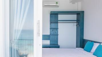 Captain Room (Seaview) | Minibar, cots/infant beds, free WiFi