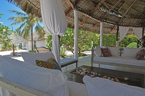 Rom – standard | Utsikt mot vann