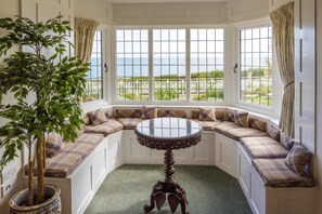 Lounge - Haven Hall (Shanklin)