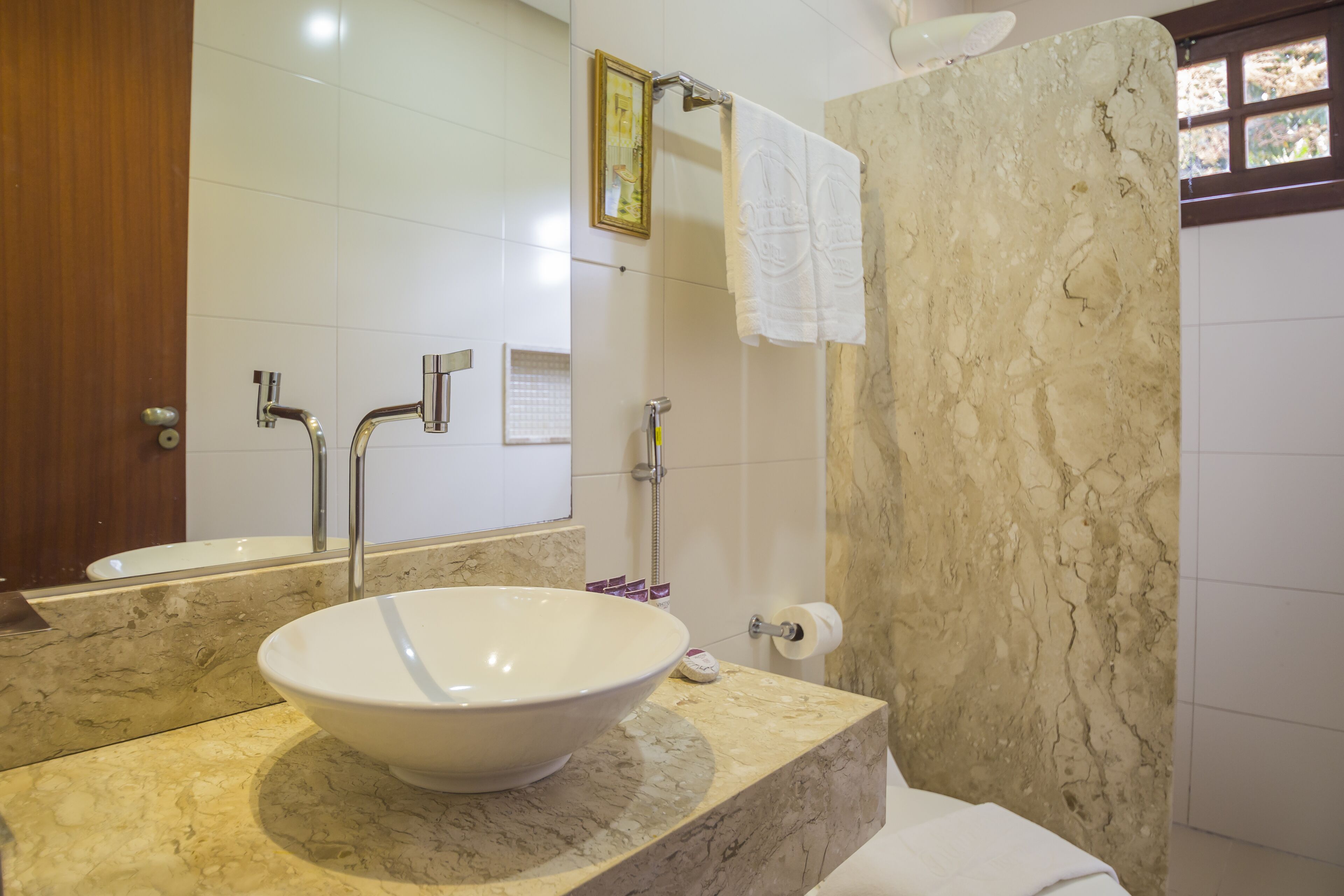 deluxe room, 1 double bed | minibar, desk, laptop workspace, blackout curtains