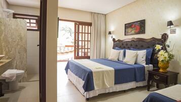 Habitación Deluxe, 1 cama matrimonial | Minibar, escritorio y espacio para trabajar con laptop