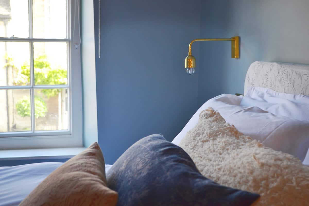 Deluxe Room, 1 King Bed (Room 1) | Egyptian cotton sheets, premium bedding, in-room safe