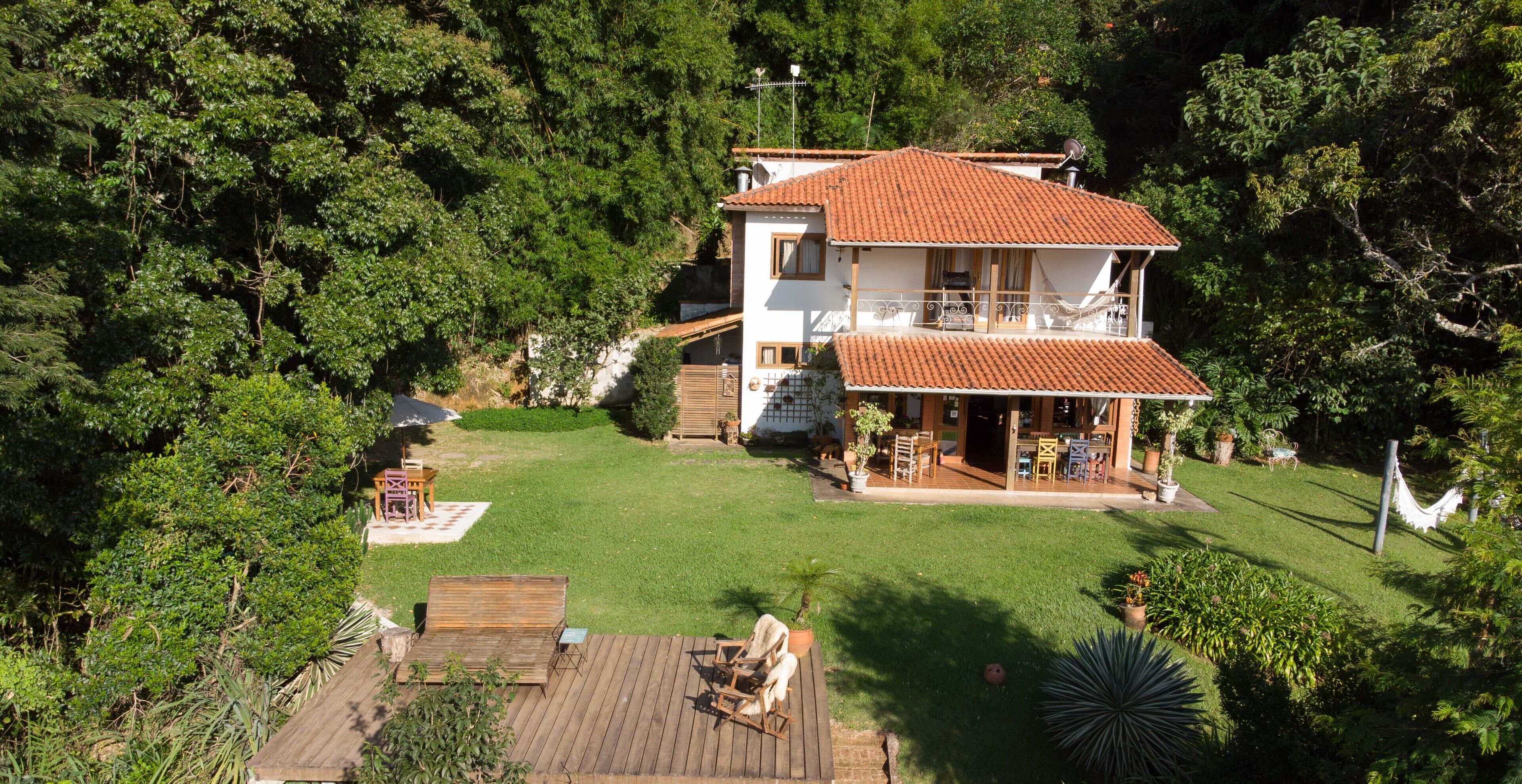 Fachada da propriedade