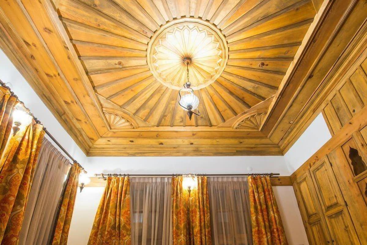 deluxe double or twin room | premium bedding, desk, free wifi, bed sheets