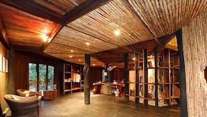 Interior - Pugdundee Safaris- Tree House Hideaway (Manpur)