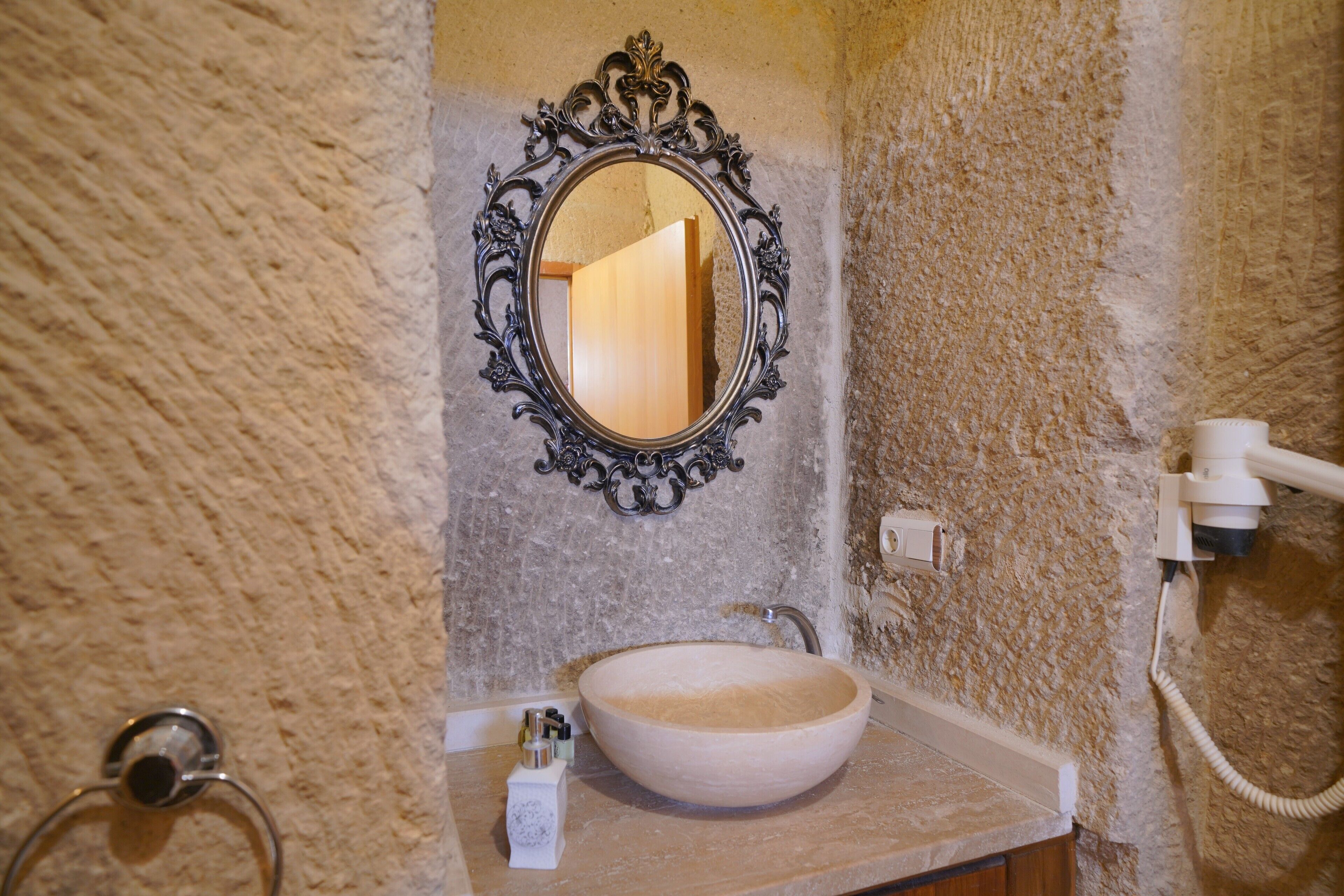 Photo - Salkım Cave House