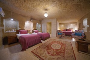 Family Suite (Cave) | Minibar, individually decorated, individually furnished, desk - Salkim Cave House (Nevsehir)