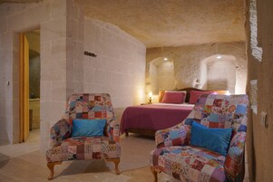 家庭套房 (Cave) | 迷你吧、特色装修、特色家居、办公桌