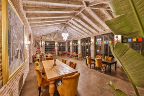 Lunch and dinner served, Mediterranean cuisine - Cetmihan Hotel (Ayvacik)