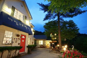 Exterior - Gapyeong Morning Calm Pension (Gapyeong)