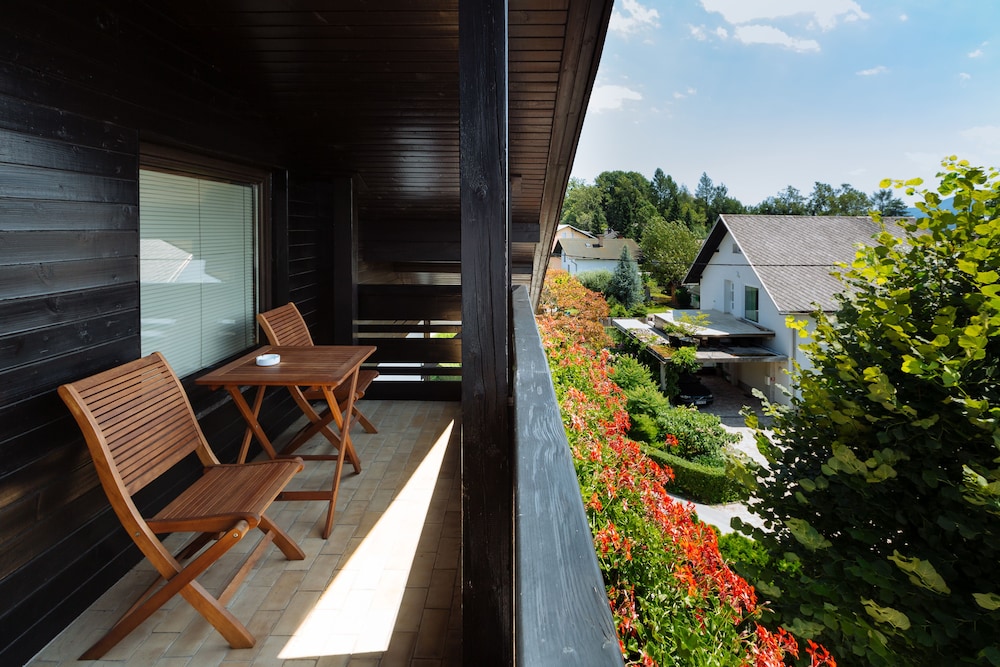 Guesthouse Kolinska by null