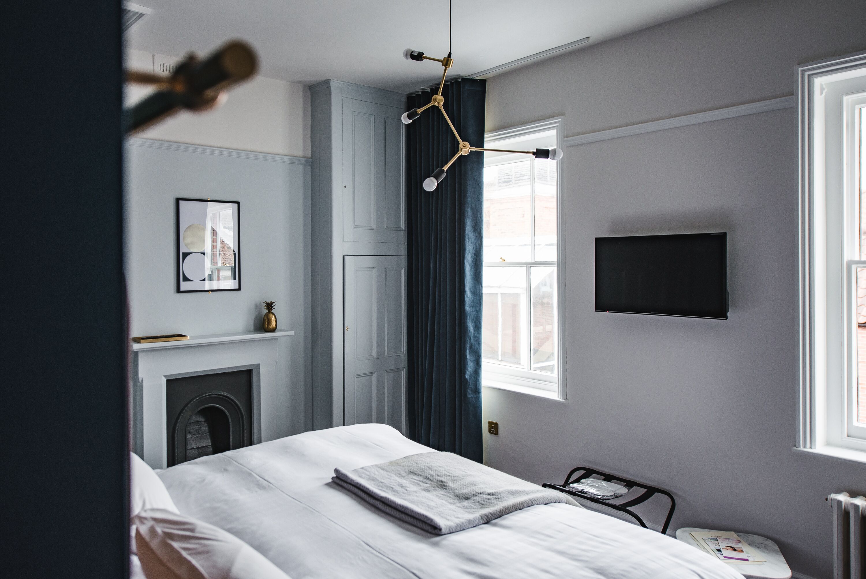 superior double or twin room, ensuite | premium bedding, in-room safe, desk, laptop workspace