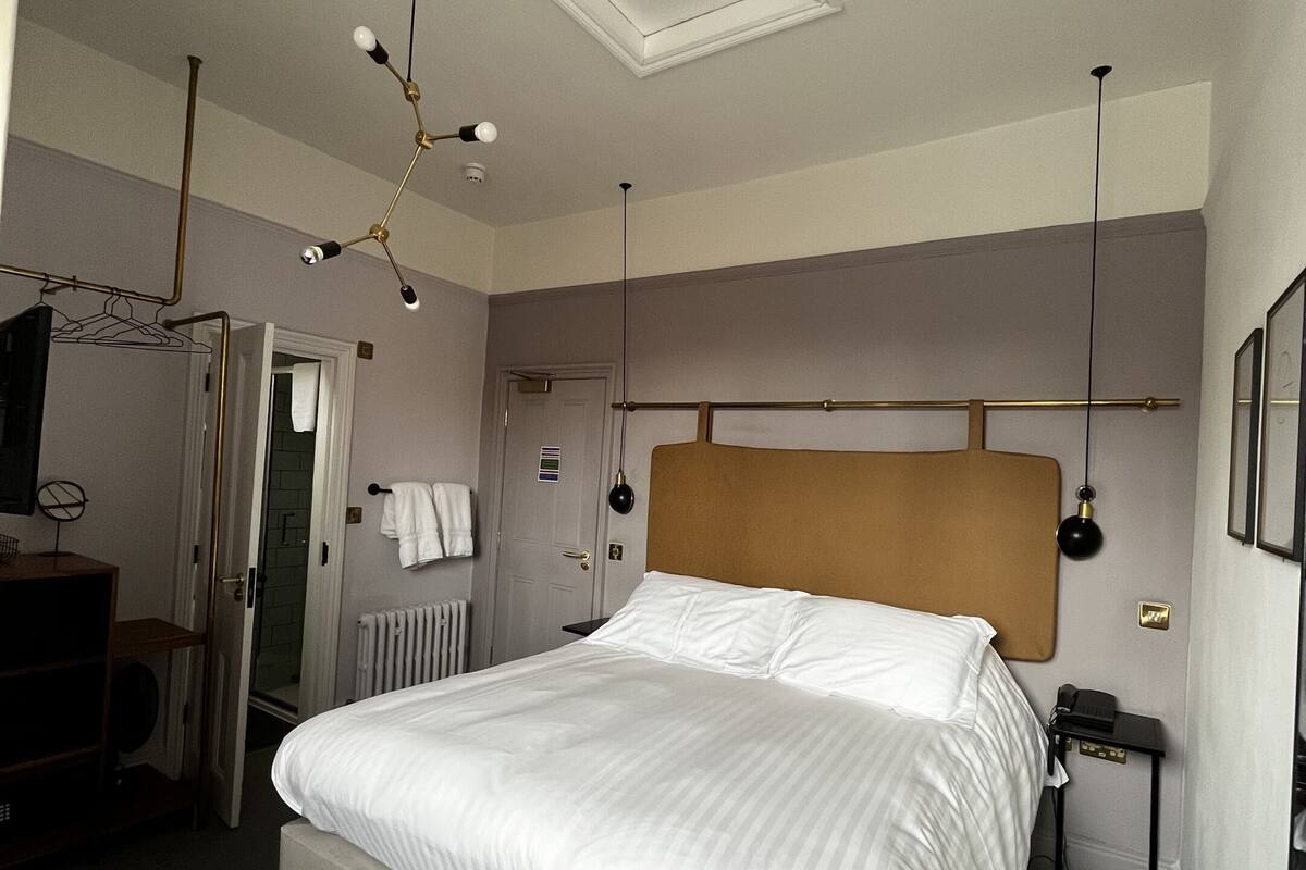 Classic Double Room, Ensuite