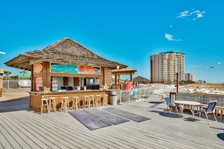 Pelican Beach Resort by Colasan - Image 95