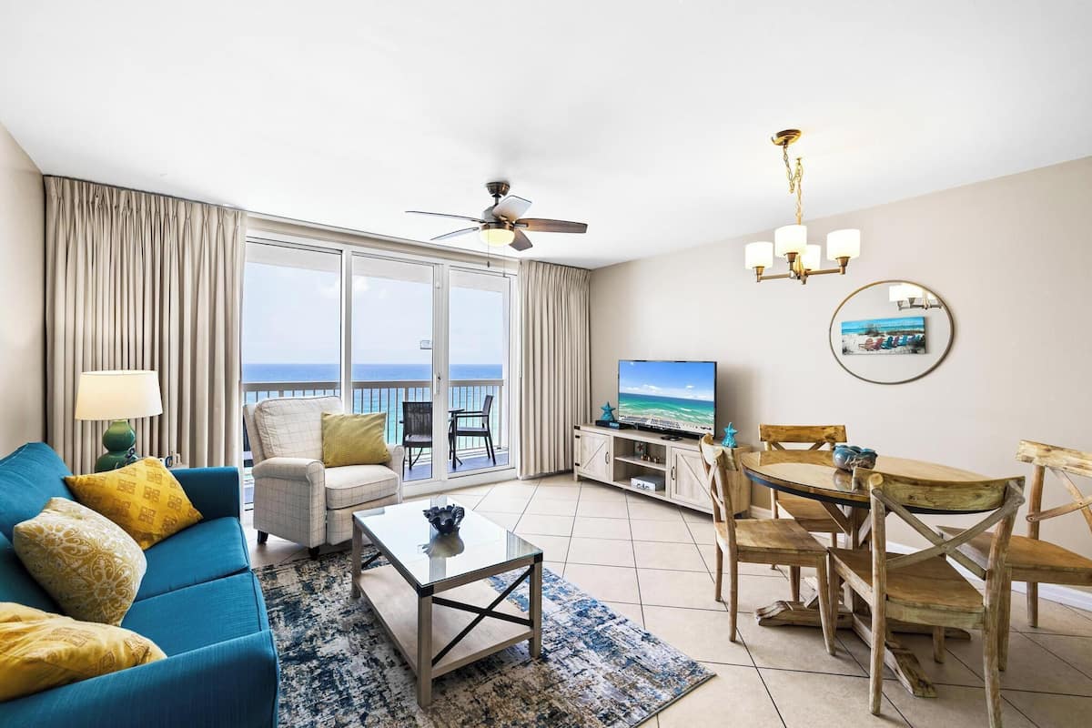 Elite Condo 1 Bedroom 2 Bathrooms Ocean View 17th Floor | Blendingsgardiner, strykejern/-brett og wi-fi (inkludert)