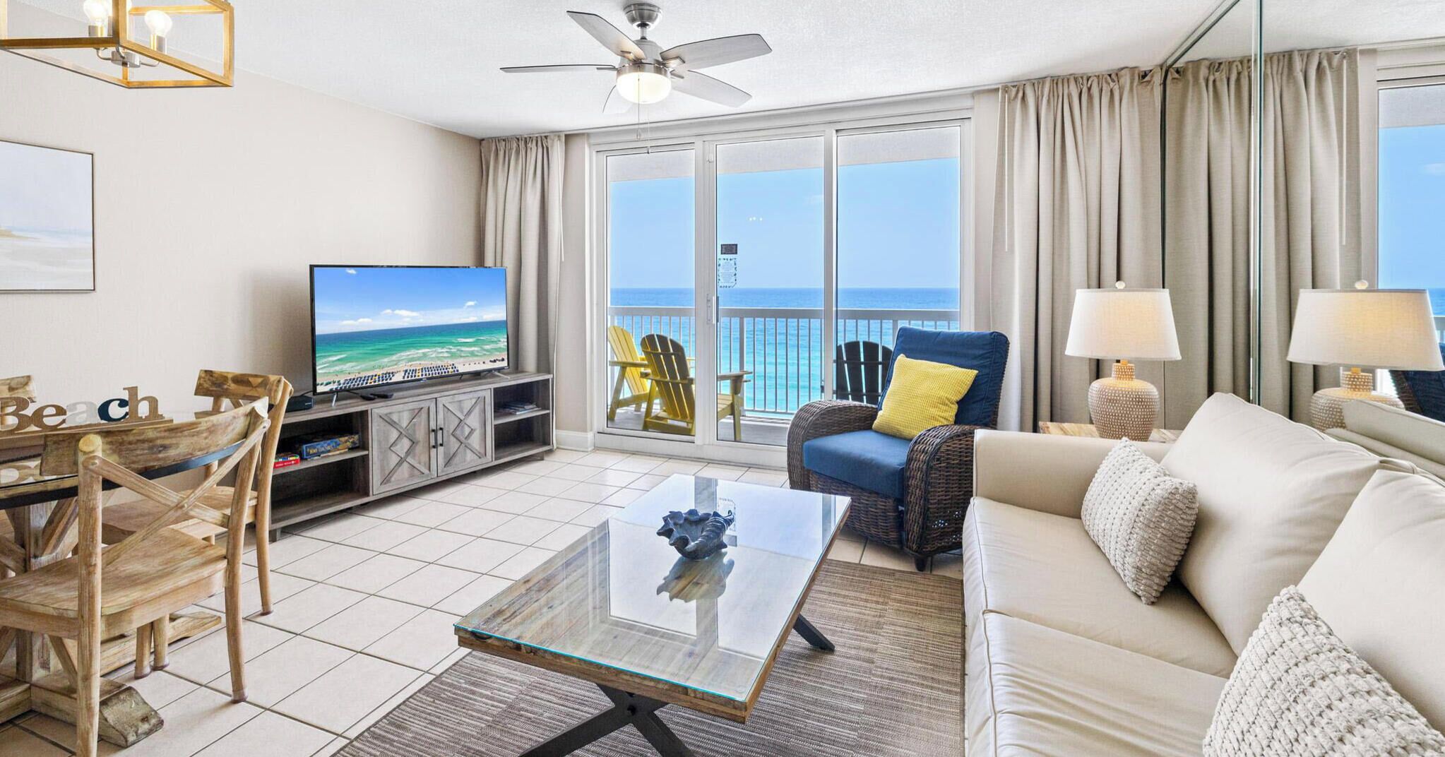 Elite-Apartment, 1 Schlafzimmer, 2 Bäder, Meerblick | Individuell dekoriert, individuell eingerichtet, Verdunkelungsvorhänge