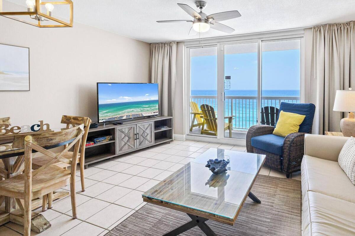 Elite Condo 1 Bedroom 2 Bathrooms Ocean View 11th Floor | Blendingsgardiner, strykejern/-brett og wi-fi (inkludert)