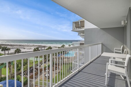 Pelican Beach Resort by Colasan - Image 102
