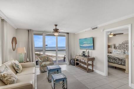 Pelican Beach Resort by Colasan - Image 17