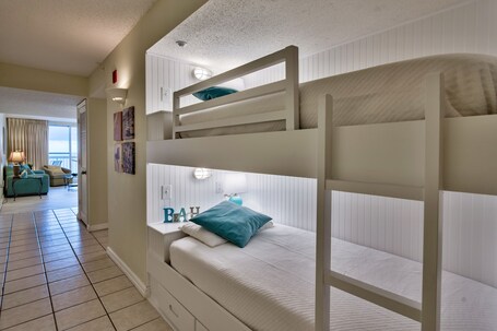 Pelican Beach Resort by Colasan - Image 119