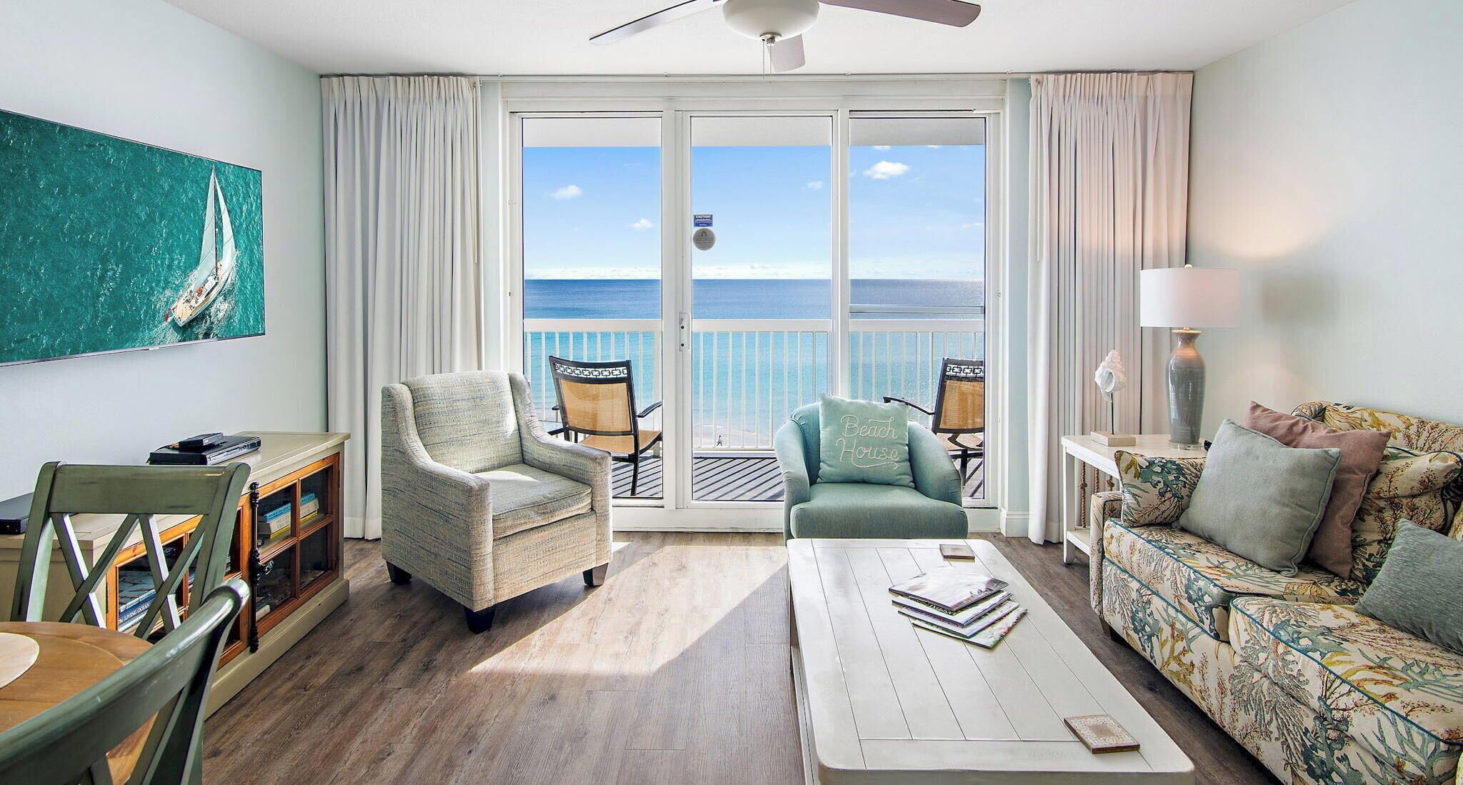 Elite-Apartment, 1 Schlafzimmer, 2 Bäder, Meerblick | Individuell dekoriert, individuell eingerichtet, Verdunkelungsvorhänge