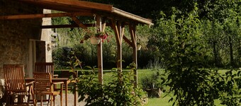 quiet cottage, near Poligny and Arbois, vineyards, lakes, waterfalls, hiking