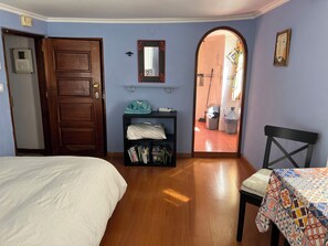 1 camera, Wi-Fi gratuito, lenzuola