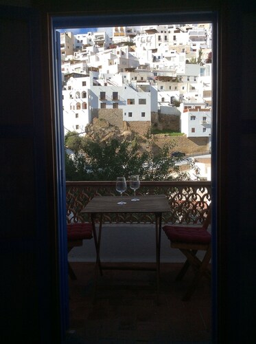 A Beautiful Refurbished Spanish Village House With Stunning Pueblo & Sea Views 