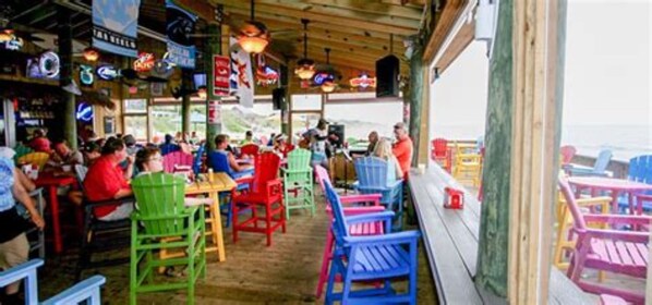 Bar (in der Unterkunft)