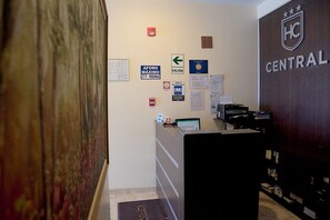 Reception - Hotel Central (Trujillo)