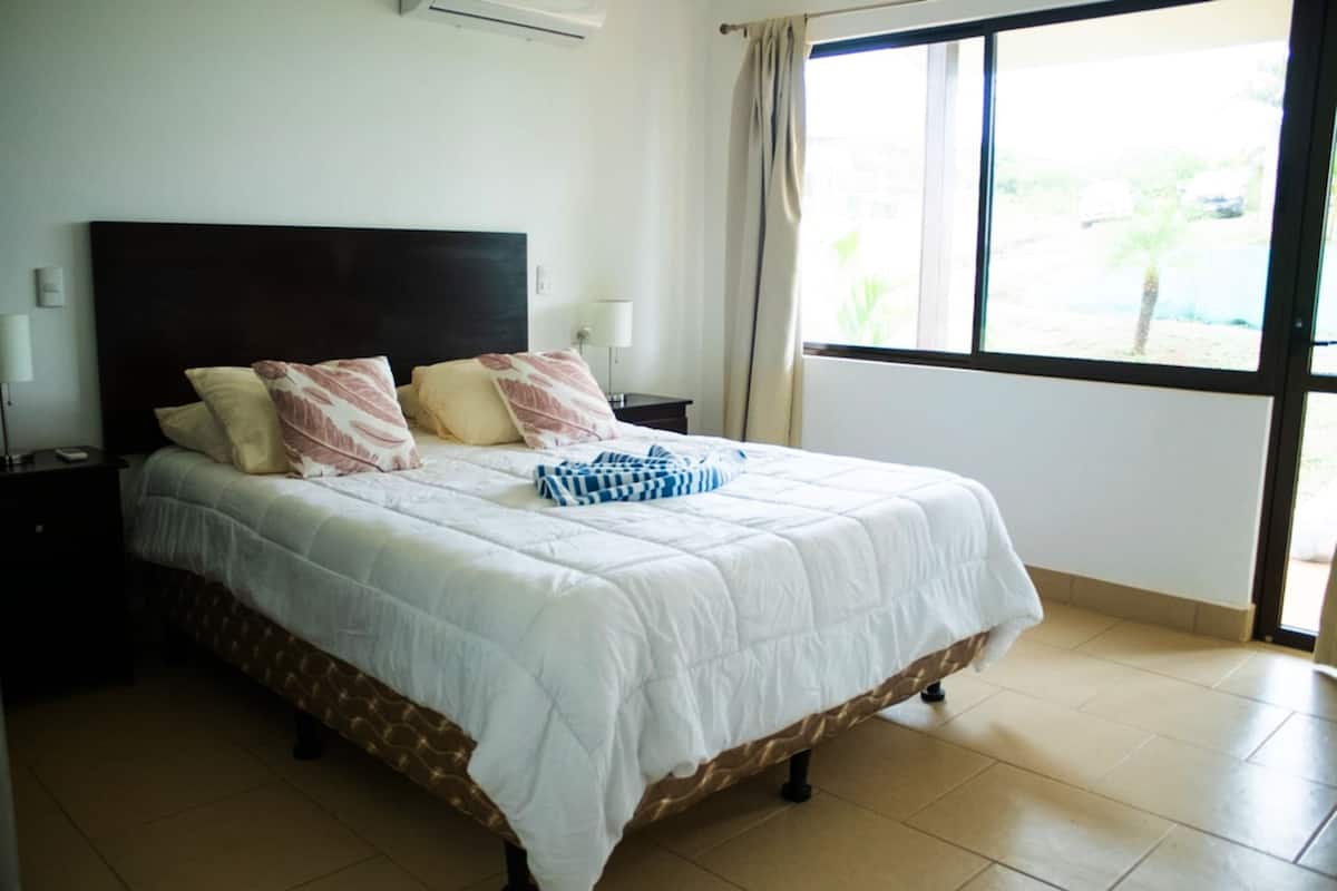 1 bedroom, in-room safe, iron/ironing board, bed sheets