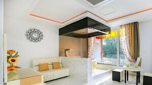 Living area - River Spa Pension (Gapyeong)