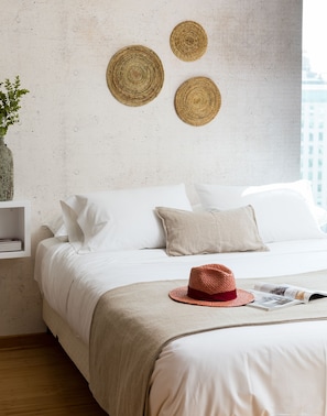 1 bedroom, minibar, desk, laptop workspace - Zip Housing El Golf (Santiago)