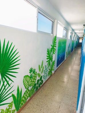 Economy enkelrum - flera sängar - privat badrum | Mörkläggningsgardiner, gratis wi-fi och sängkläder