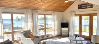 Waterfront - Amazing River View - Newly Renovated