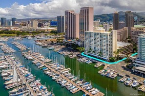 Stunning marina views surround this waterfront property, offering a tranquil escape amidst the city's vibrant atmosphere.