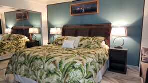 1 soverom, memory foam-senger, strykejern/-brett og reiseseng for barn