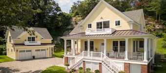 Mystic's Guesthouse nel centro storico di Waterfront District!