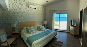 6 soverom, safe på rommet, skrivebord og strykejern/-brett