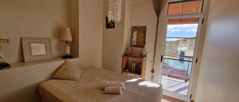 2 chambres, fer et planche Ă repasser, accĂšs au Wi-Fi (inclus)