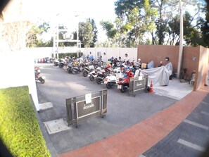 Aparcamiento sin asistencia gratuito